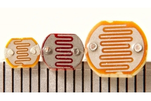 Photoresistors के लिए एक व्यापक गाइड: परिभाषाएँ, प्रकार, ऑपरेटिंग तंत्र और अनुप्रयोग